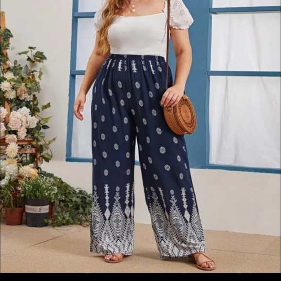 Shein 100% Viscose Graphic Print Wide Leg Pants - Picture 2 of 4